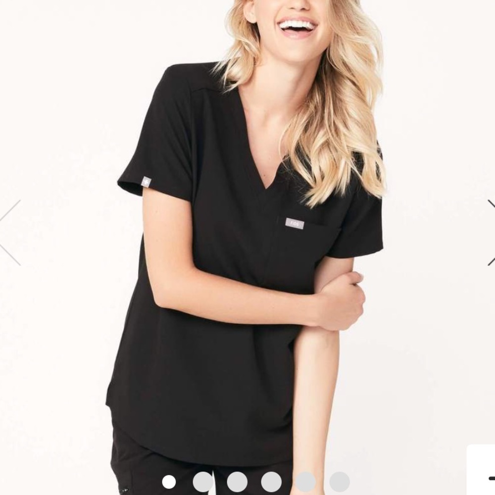 Xs black Figs scrub top